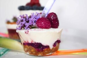 Photo Healthy dessert options for oceanfront feast