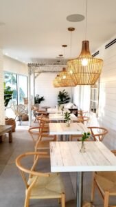 Photo "Outdoor dining ideas for beach house dinner"